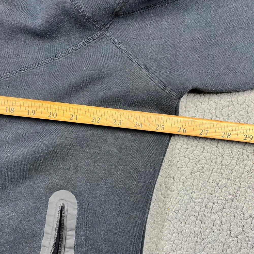 Nike tech fleece